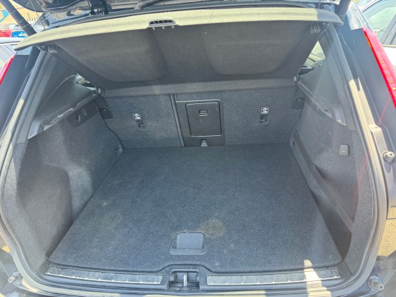 Aperçu de la photo 25 du véhicule VOLVO XC40