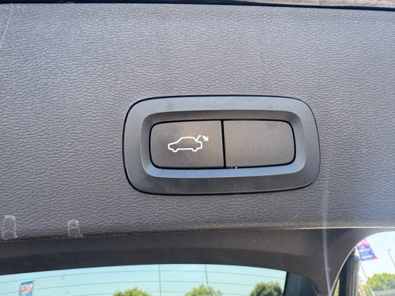 Aperçu de la photo 26 du véhicule VOLVO XC40