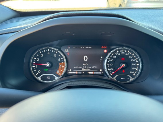 Aperçu de la photo 11 du véhicule JEEP RENEGADE
