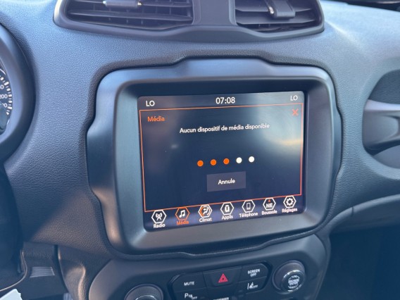 Aperçu de la photo 13 du véhicule JEEP RENEGADE