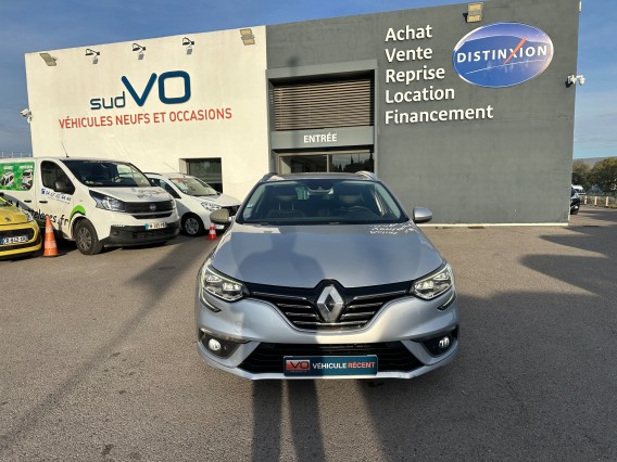 Aperçu de la photo 3 du véhicule RENAULT MEGANE IV ESTATE