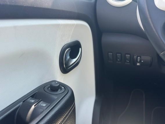 Aperçu de la photo 20 du véhicule RENAULT TWINGO E-TECH ELECTRIQUE