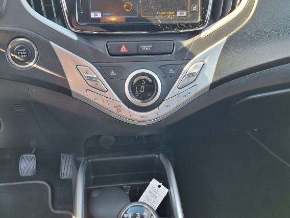 Aperçu de la photo 11 du véhicule SUZUKI BALENO