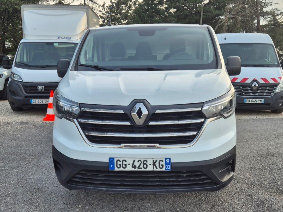 Aperçu de la photo 3 du véhicule RENAULT TRAFIC FOURGON