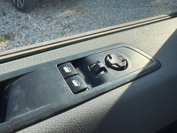 Aperçu de la photo 16 du véhicule OPEL VIVARO FOURGON