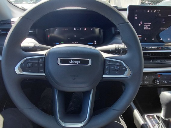 Aperçu de la photo 12 du véhicule JEEP COMPASS