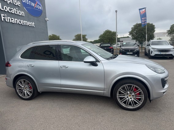 Aperçu de la photo 5 du véhicule PORSCHE CAYENNE