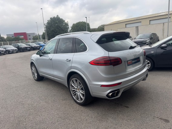 Aperçu de la photo 8 du véhicule PORSCHE CAYENNE