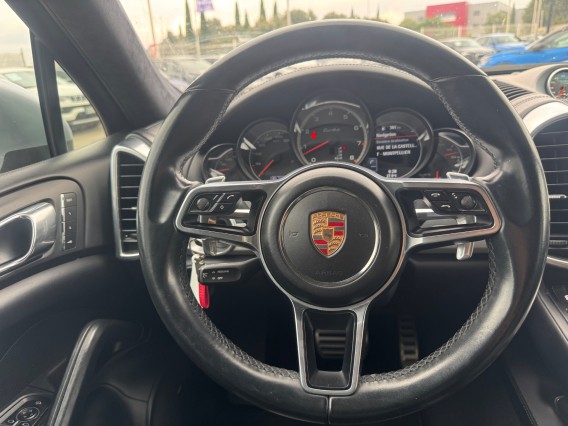 Aperçu de la photo 12 du véhicule PORSCHE CAYENNE