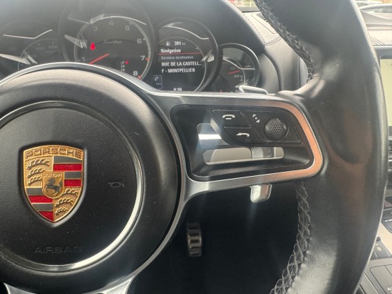 Aperçu de la photo 18 du véhicule PORSCHE CAYENNE