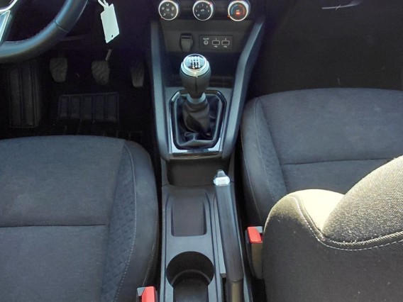 Aperçu de la photo 10 du véhicule RENAULT CLIO V