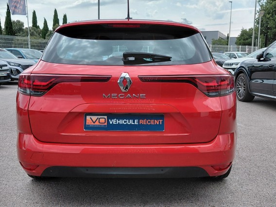 Aperçu de la photo 7 du véhicule RENAULT MEGANE IV ESTATE