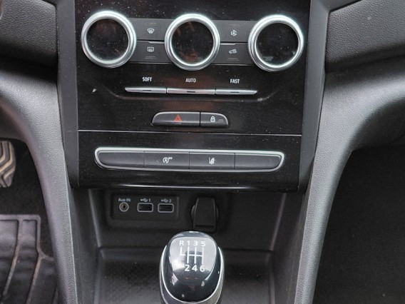 Aperçu de la photo 12 du véhicule RENAULT MEGANE IV ESTATE