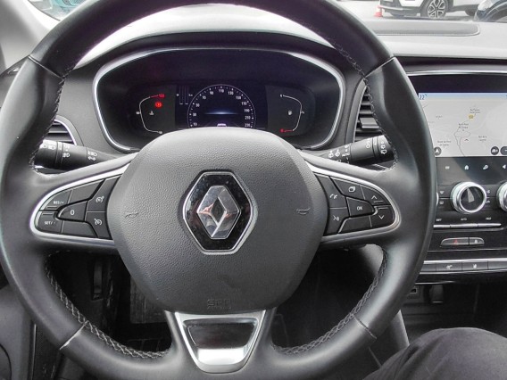 Aperçu de la photo 13 du véhicule RENAULT MEGANE IV ESTATE
