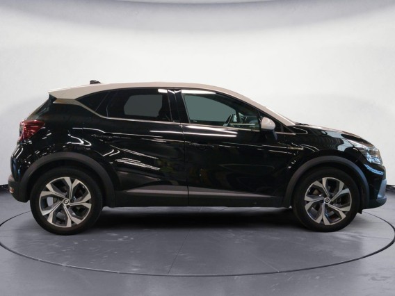 Aperçu de la photo 2 du véhicule RENAULT CAPTUR
