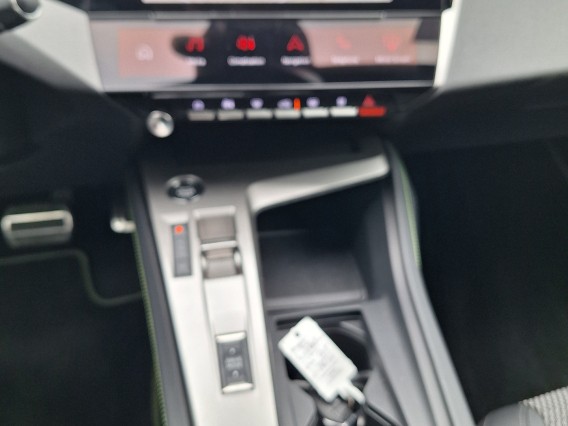 Aperçu de la photo 12 du véhicule PEUGEOT 308