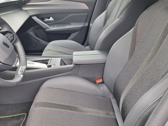 Aperçu de la photo 18 du véhicule PEUGEOT 308