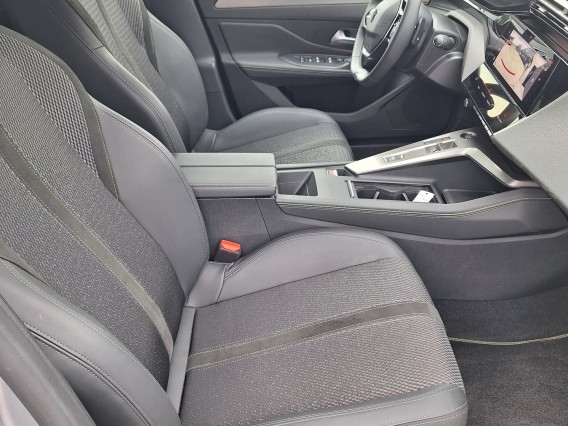 Aperçu de la photo 23 du véhicule PEUGEOT 308