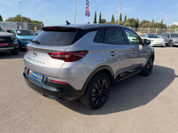 Aperçu de la photo 6 du véhicule OPEL GRANDLAND