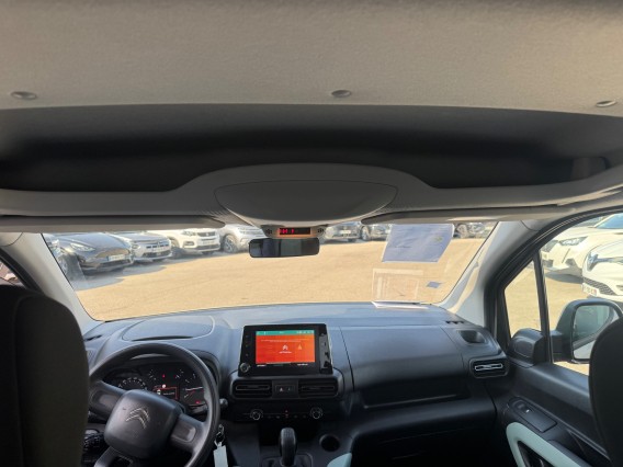 Aperçu de la photo 15 du véhicule CITROEN BERLINGO