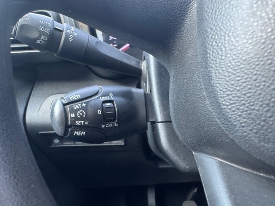 Aperçu de la photo 18 du véhicule CITROEN BERLINGO