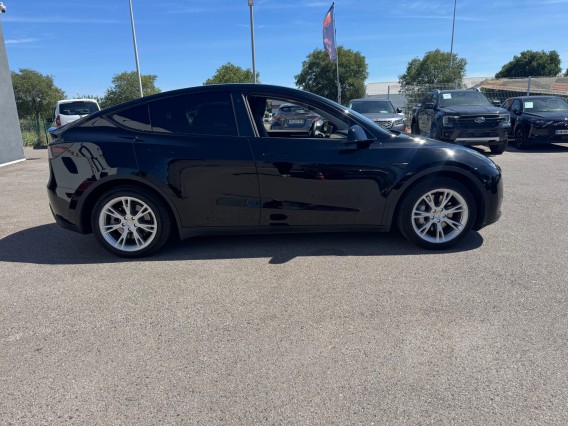 Aperçu de la photo 6 du véhicule TESLA MODEL Y