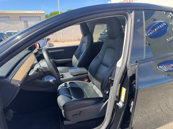 Aperçu de la photo 16 du véhicule TESLA MODEL Y