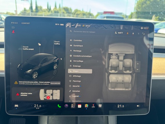 Aperçu de la photo 30 du véhicule TESLA MODEL Y