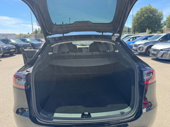 Aperçu de la photo 42 du véhicule TESLA MODEL Y