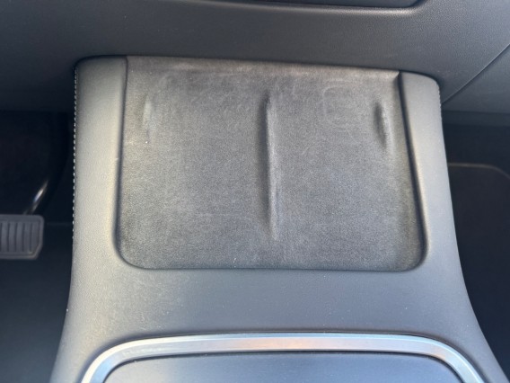 Aperçu de la photo 43 du véhicule TESLA MODEL Y