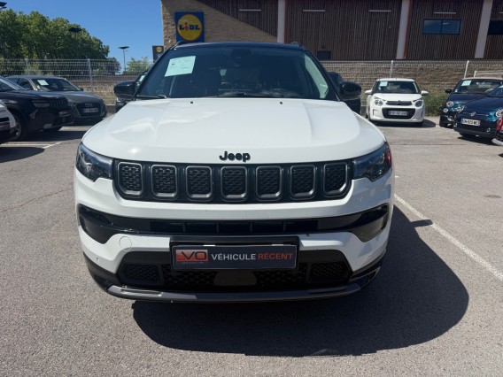 Aperçu de la photo 3 du véhicule JEEP COMPASS