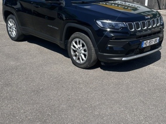 Aperçu de la photo 3 du véhicule JEEP COMPASS