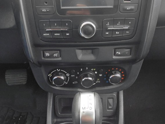 Aperçu de la photo 12 du véhicule DACIA DUSTER