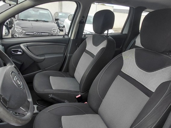 Aperçu de la photo 20 du véhicule DACIA DUSTER