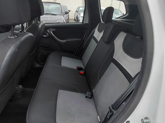 Aperçu de la photo 21 du véhicule DACIA DUSTER