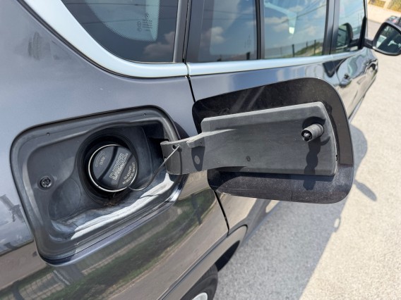 Aperçu de la photo 34 du véhicule BMW X4 F26