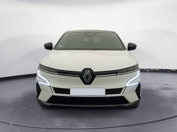 Aperçu de la photo 5 du véhicule RENAULT MEGANE E-TECH
