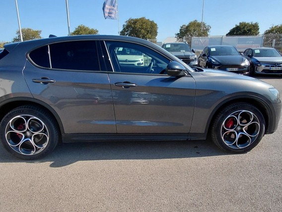 Aperçu de la photo 4 du véhicule ALFA ROMEO STELVIO