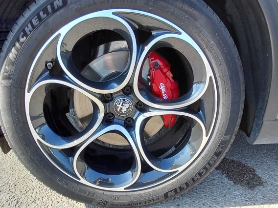 Aperçu de la photo 31 du véhicule ALFA ROMEO STELVIO