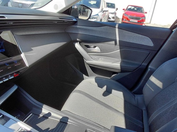 Aperçu de la photo 32 du véhicule PEUGEOT 408