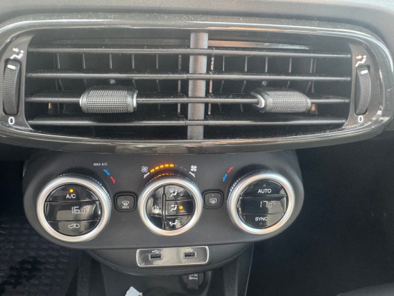 Aperçu de la photo 15 du véhicule FIAT 500X MY22