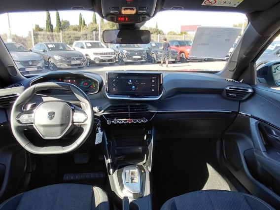 Aperçu de la photo 10 du véhicule PEUGEOT 2008