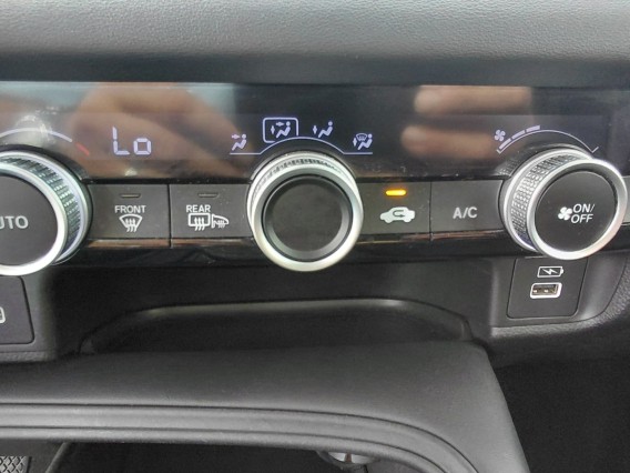 Aperçu de la photo 15 du véhicule HONDA HR-V E:HEV