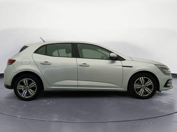 Aperçu de la photo 16 du véhicule RENAULT MEGANE IV BERLINE