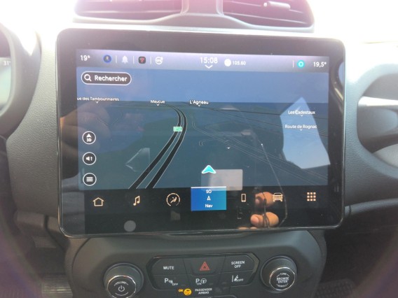 Aperçu de la photo 2 du véhicule JEEP RENEGADE