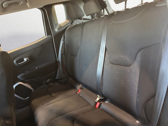 Aperçu de la photo 10 du véhicule JEEP RENEGADE