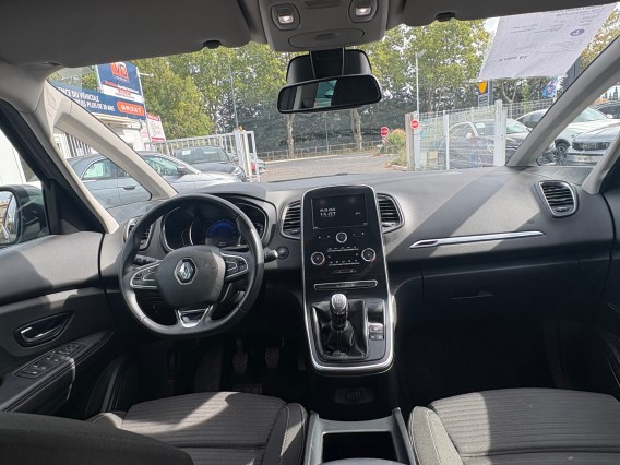 Aperçu de la photo 8 du véhicule RENAULT GRAND SCENIC IV