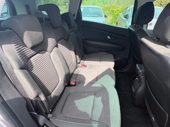 Aperçu de la photo 11 du véhicule RENAULT GRAND SCENIC IV