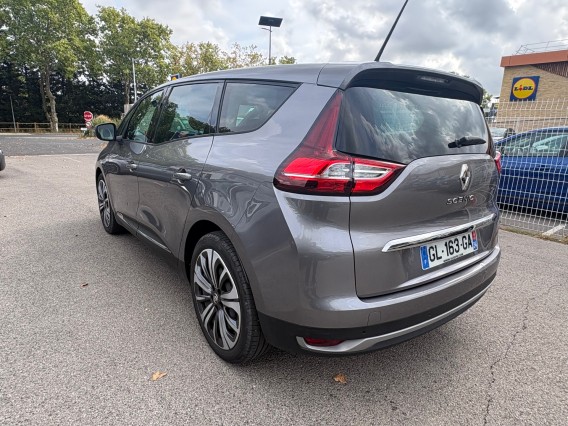 Aperçu de la photo 15 du véhicule RENAULT GRAND SCENIC IV