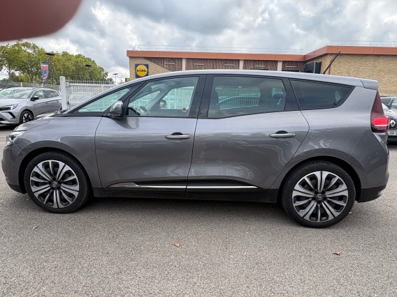 Aperçu de la photo 16 du véhicule RENAULT GRAND SCENIC IV
